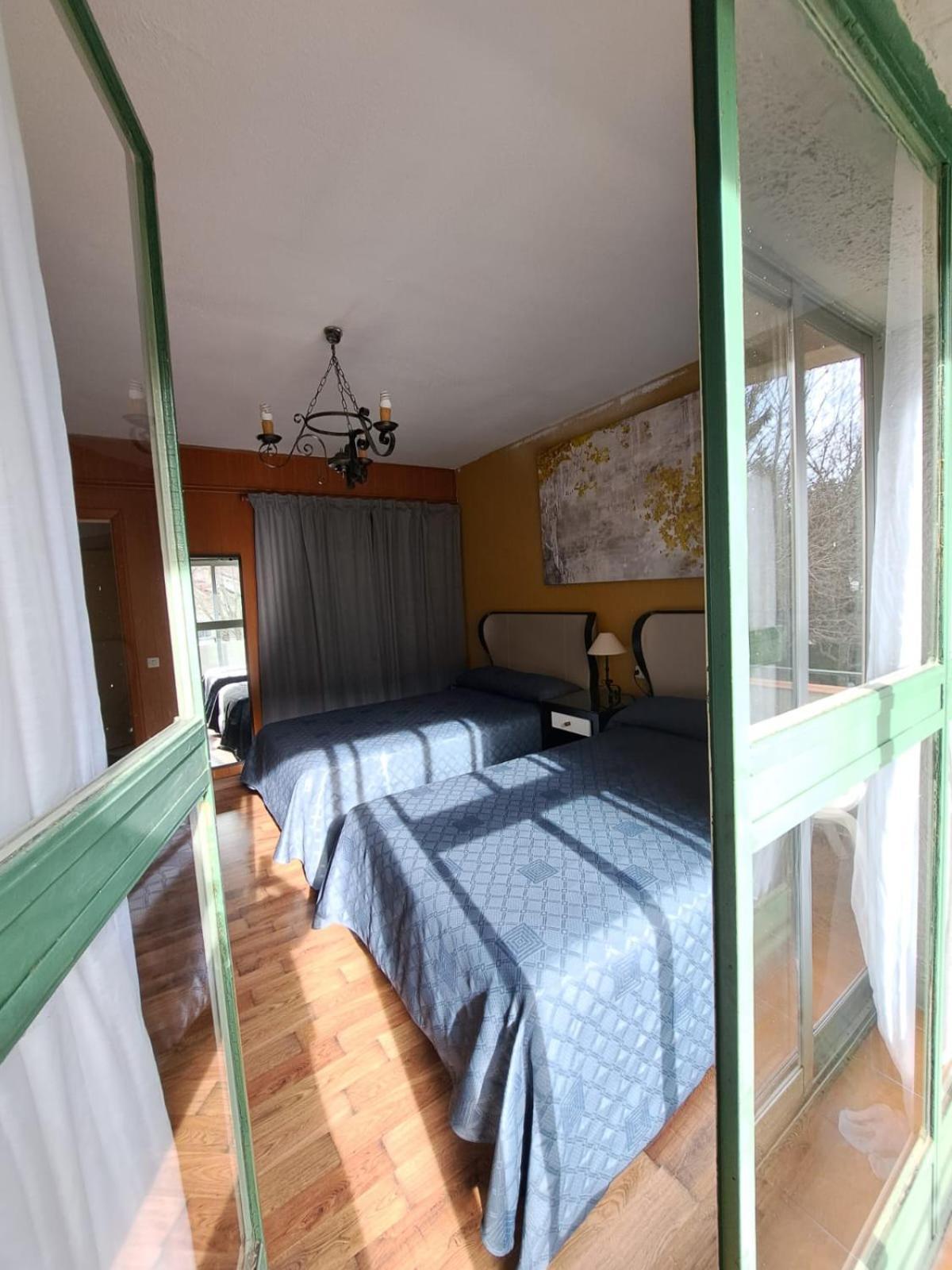 La Casona Del Pinar Albergue San Rafael Exteriör bild